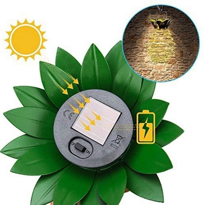 El jardín solar del alambre de cobre LED enciende las linternas solares al aire libre del hierro ligero solar que cuelgan 2700K